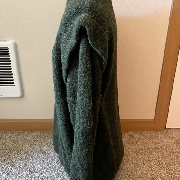 Zara Women Green Alpaca Wool Blend w/ Accent Shoulder Sweater - Picture 5 of 8